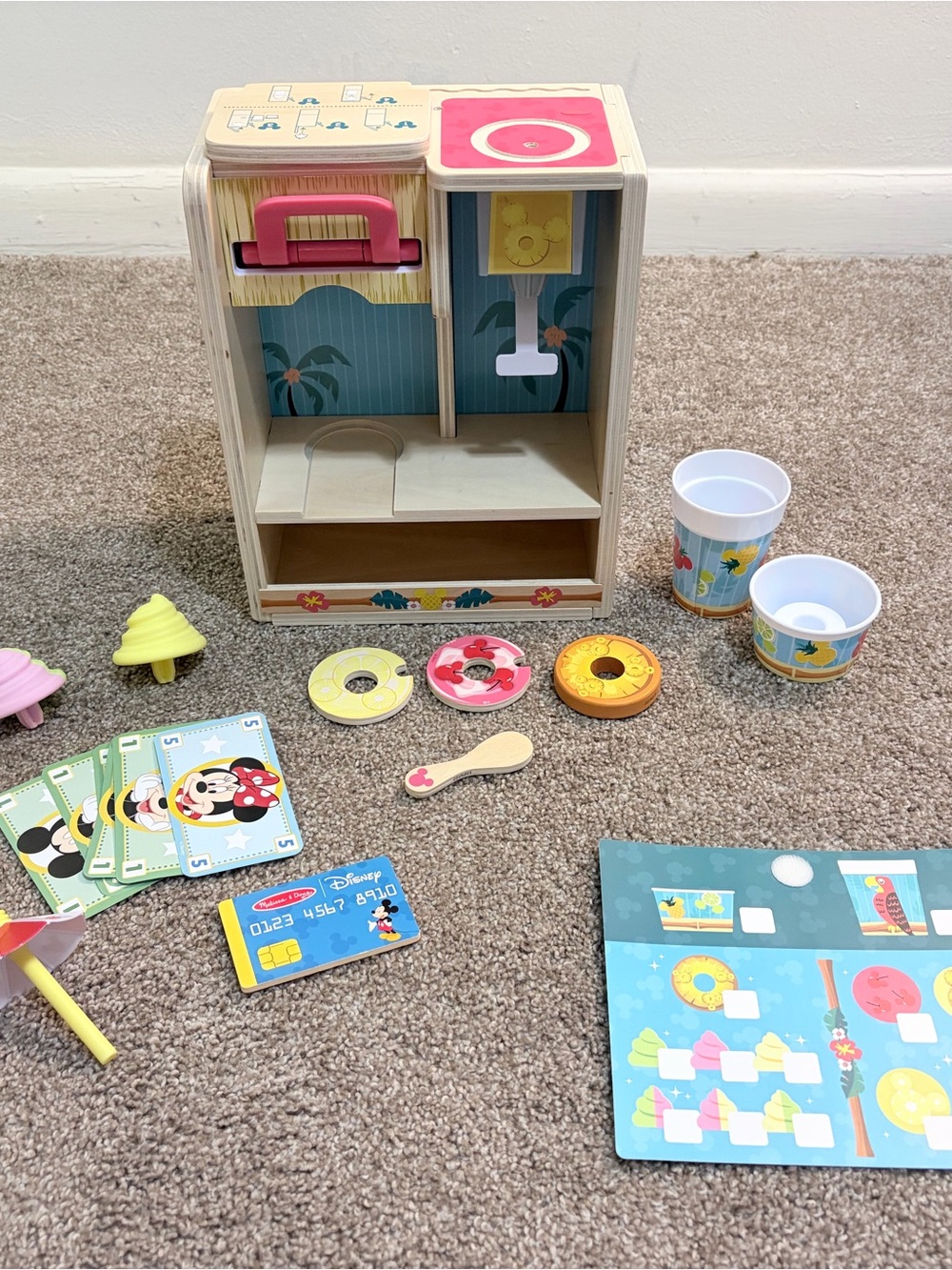 Melissa & Doug Disney Tropical Soft Serve Play Set